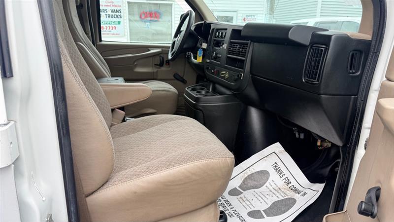 Chevrolet Express 2500 Cargo 2011