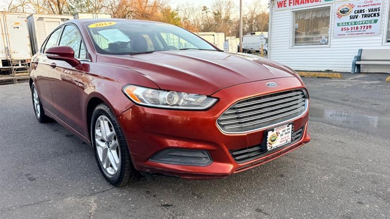 Ford Fusion SE 2014