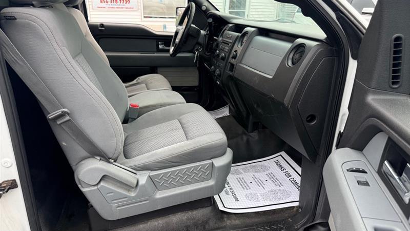 Ford F-150 XLT 8-ft. Bed 2WD 2013