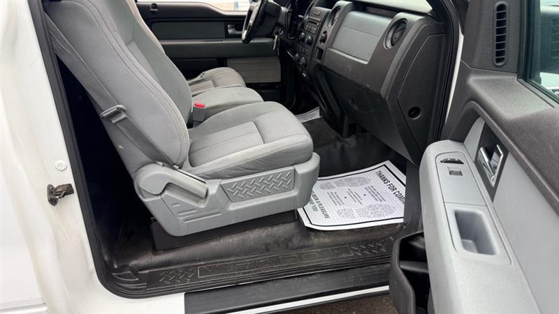 Ford F-150 XLT 8-ft. Bed 2WD 2013