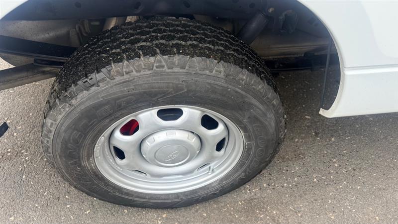 Ford F-150 XLT 8-ft. Bed 2WD 2013