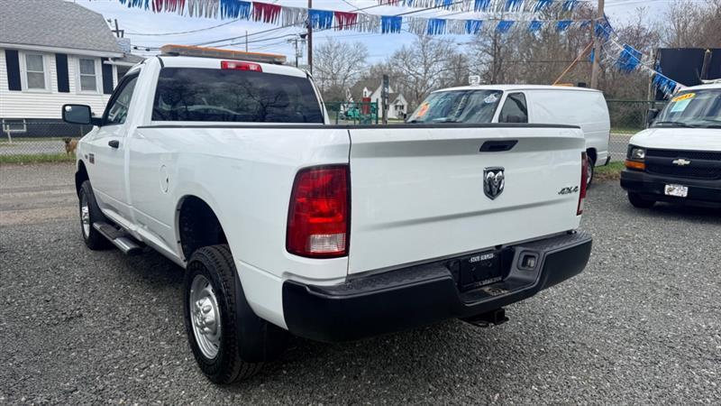 Dodge 2500 ST 4WD 2012