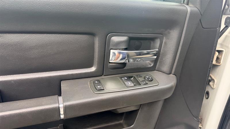 Dodge 2500 ST 4WD 2012