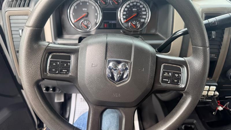 Dodge 2500 ST 4WD 2012