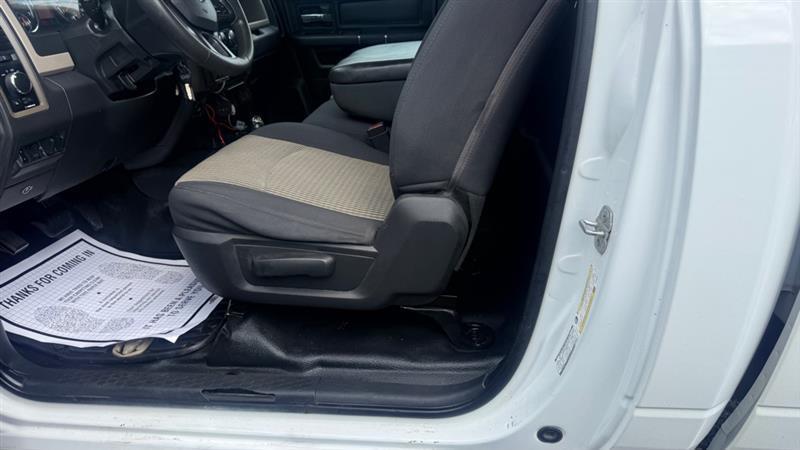 Dodge 2500 ST 4WD 2012