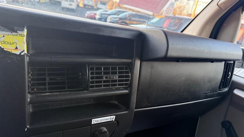 Chevrolet Express 2500 Cargo 2011