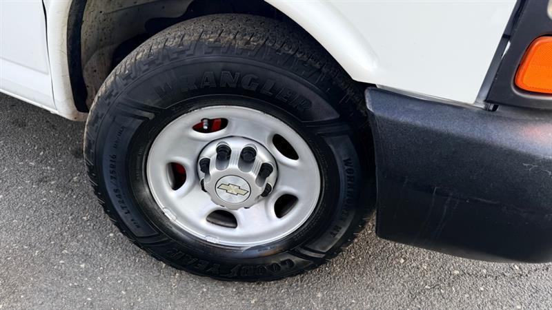 Chevrolet Express 2500 Cargo 2011