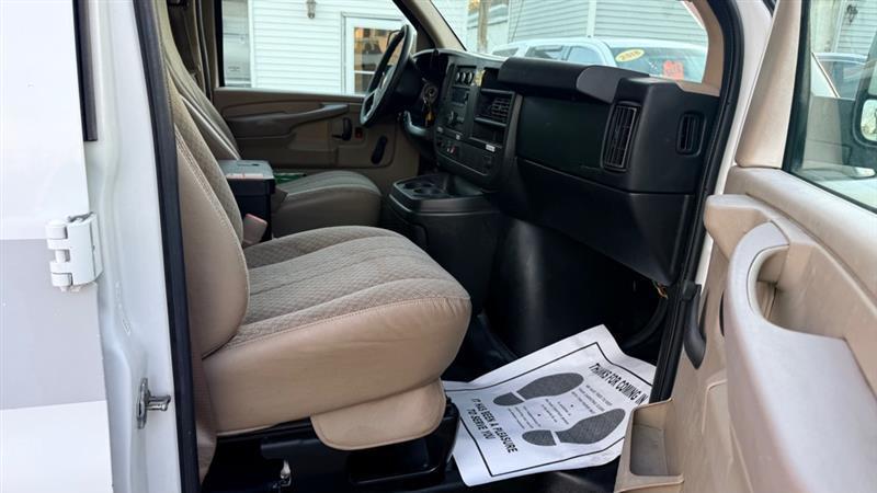 Chevrolet Express 2500 Cargo 2011