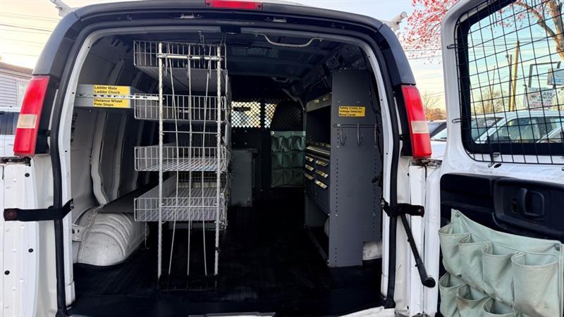 Chevrolet Express 2500 Cargo 2011