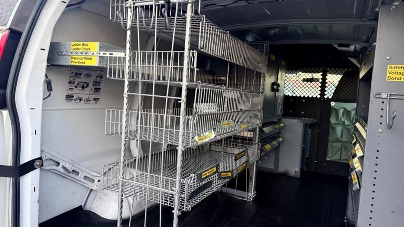 Chevrolet Express 2500 Cargo 2011