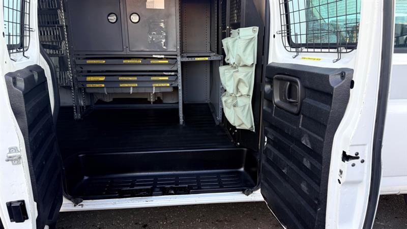 Chevrolet Express 2500 Cargo 2011