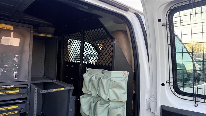 Chevrolet Express 2500 Cargo 2011