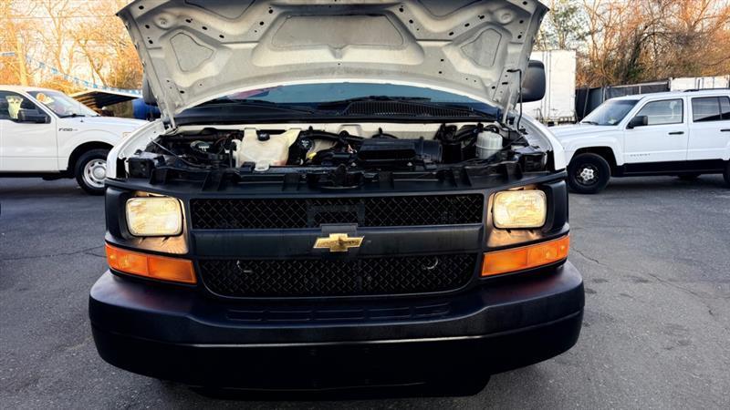 Chevrolet Express 2500 Cargo 2011