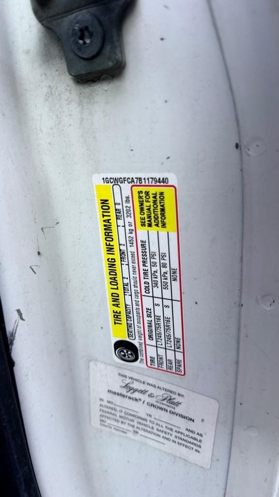 Chevrolet Express 2500 Cargo 2011