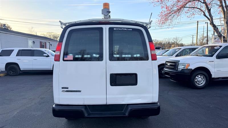 Chevrolet Express 2500 Cargo 2011