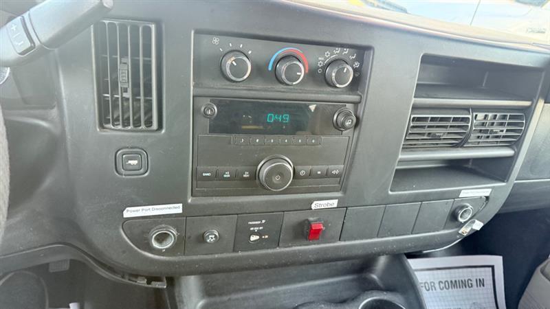 Chevrolet Express 2500 Cargo 2011