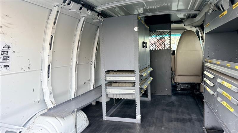 Chevrolet Express 2500 Cargo 2011