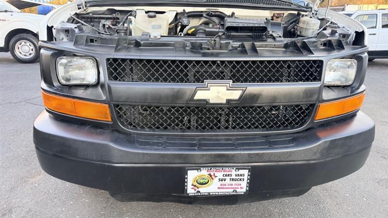 Chevrolet Express 2500 Cargo 2011