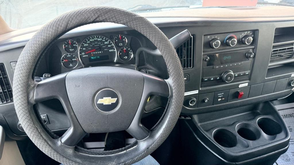 Chevrolet Express RWD 2500 135" 2011
