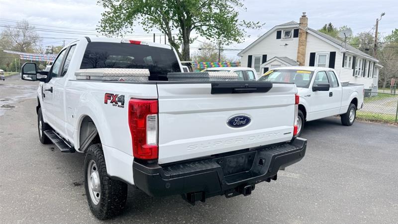 Ford F-250 SD XL SuperCab 4WD 2019