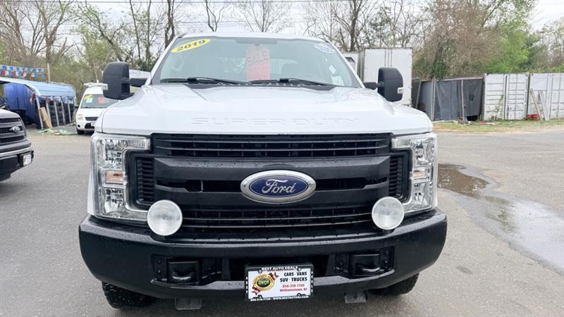 Ford F-250 SD XL SuperCab 4WD 2019