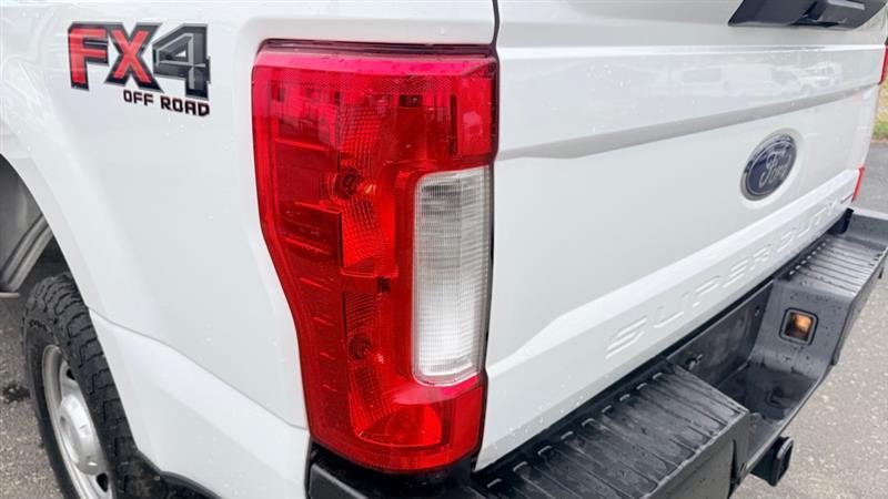 Ford F-250 SD XL SuperCab 4WD 2019