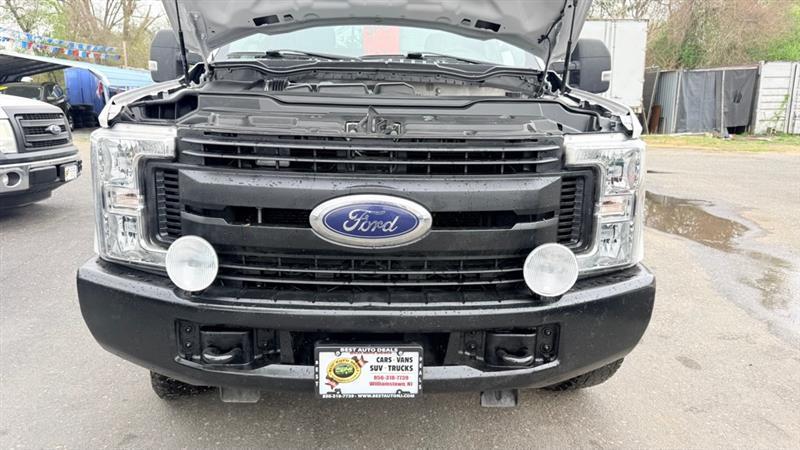 Ford F-250 SD XL SuperCab 4WD 2019