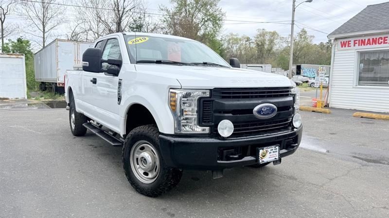 Ford F-250 SD XL SuperCab 4WD 2019