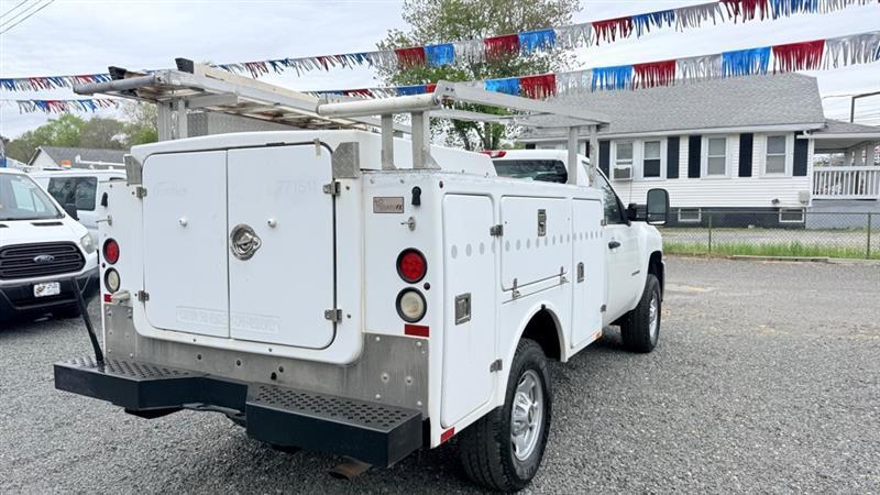 Chevrolet Silverado 2500HD Work Truck Long Box 4WD 2011
