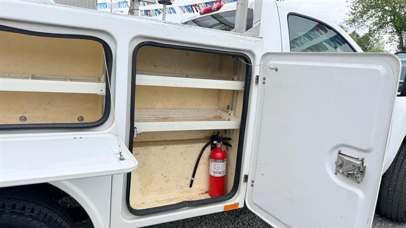 Chevrolet Silverado 2500HD Work Truck Long Box 4WD 2011