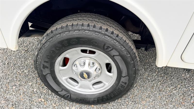 Chevrolet Silverado 2500HD Work Truck Long Box 4WD 2011