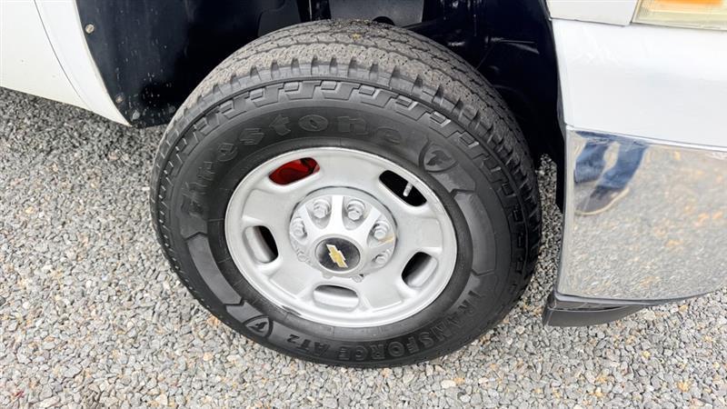 Chevrolet Silverado 2500HD Work Truck Long Box 4WD 2011