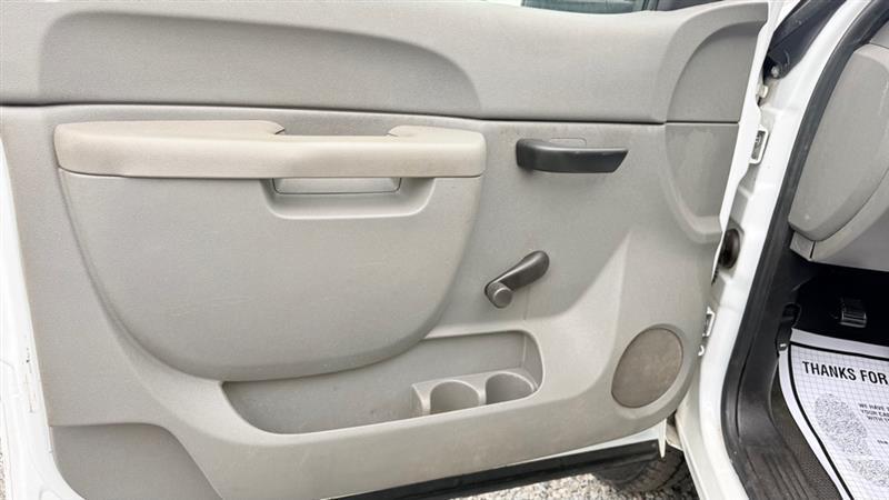 Chevrolet Silverado 2500HD Work Truck Long Box 4WD 2011