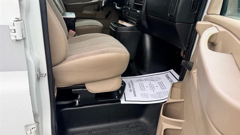 Chevrolet Express 2500 Cargo 2011