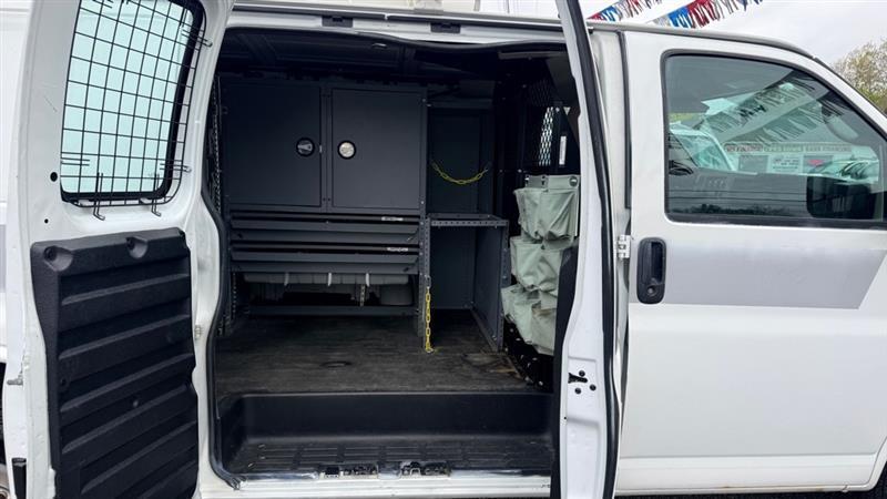 Chevrolet Express 2500 Cargo 2011