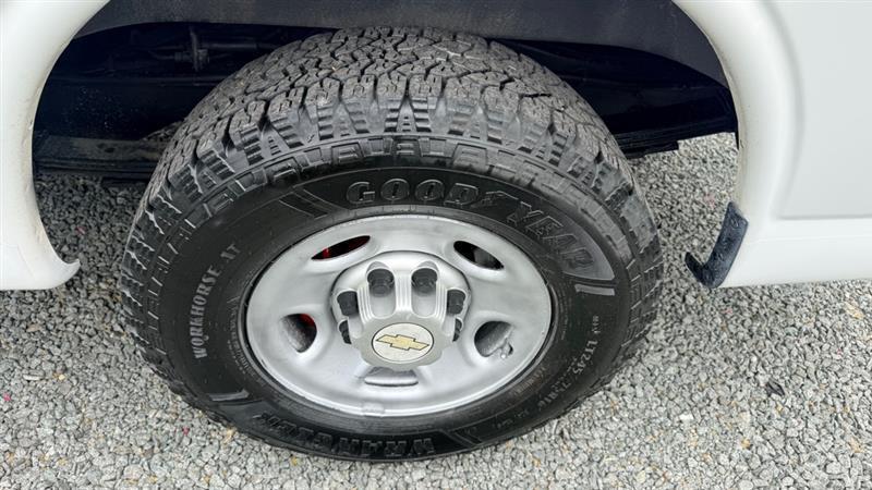 Chevrolet Express 2500 Cargo 2011