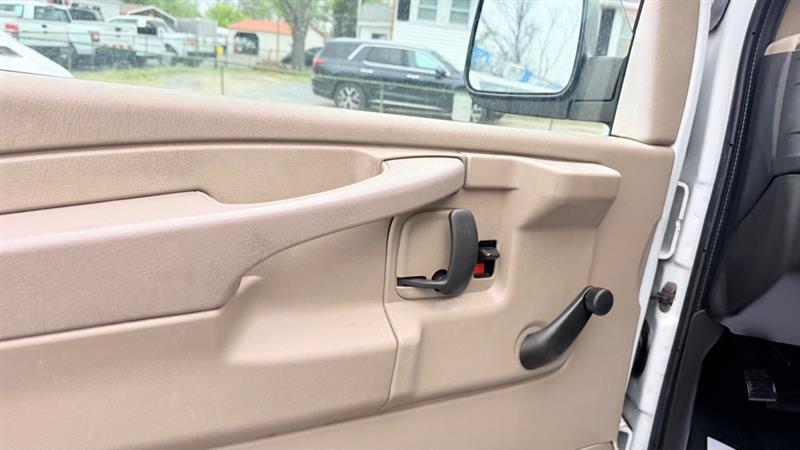 Chevrolet Express 2500 Cargo 2011