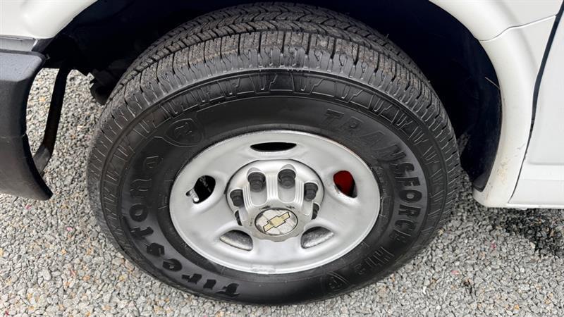 Chevrolet Express 2500 Cargo 2011