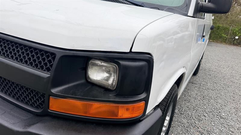 Chevrolet Express 2500 Cargo 2011