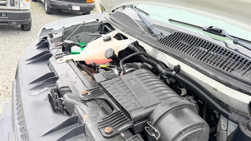 Chevrolet Express 2500 Cargo 2011