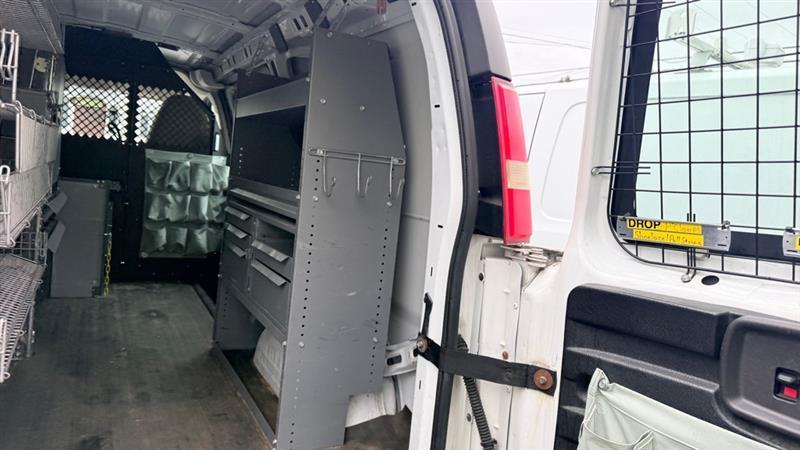 Chevrolet Express 2500 Cargo 2011