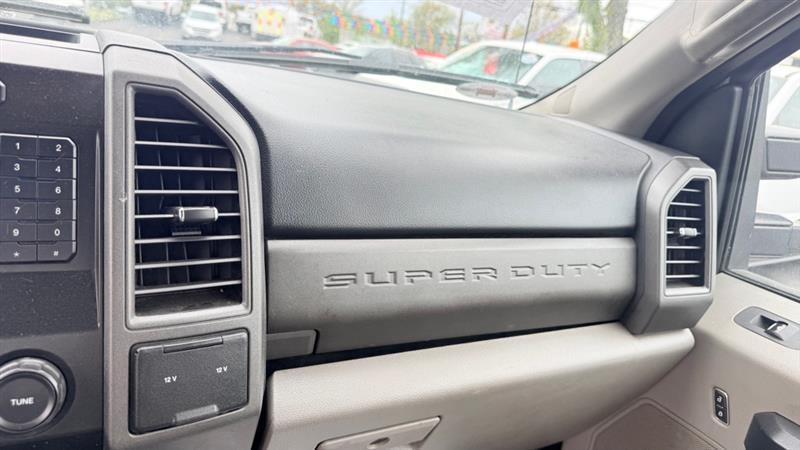 Ford F-350 SD Platinum Crew Cab 4WD 2020