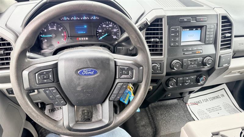 Ford F-350 SD Platinum Crew Cab 4WD 2020