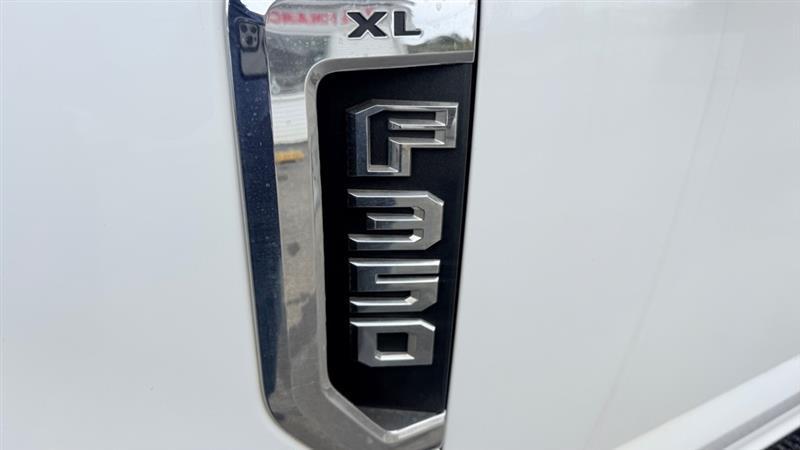 Ford F-350 SD Platinum Crew Cab 4WD 2020