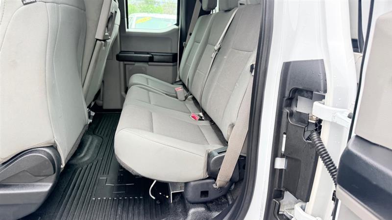 Ford F-250 SD XL SuperCab 4WD 2017