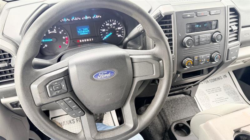 Ford F-250 SD XL SuperCab 4WD 2017