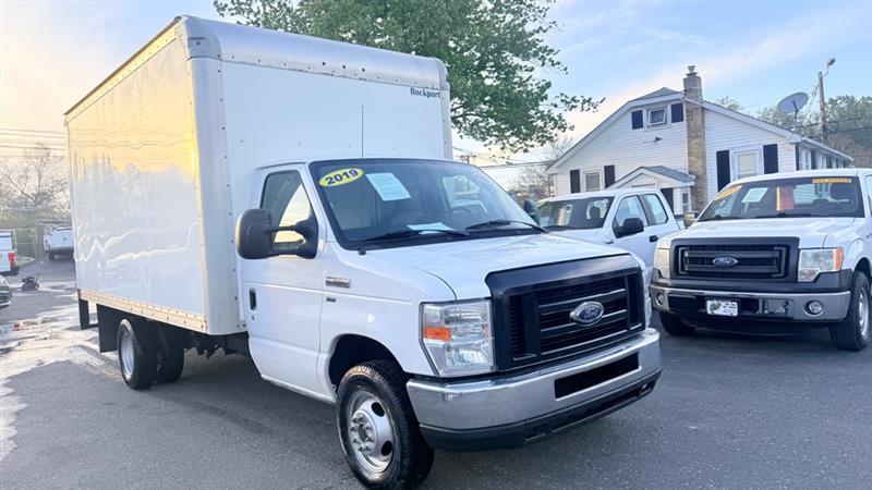 Ford Econoline E350 2019