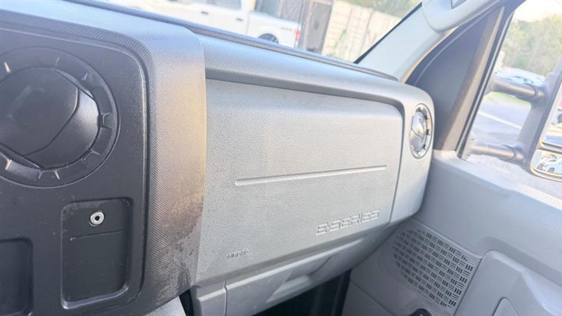 Ford Econoline E350 2019