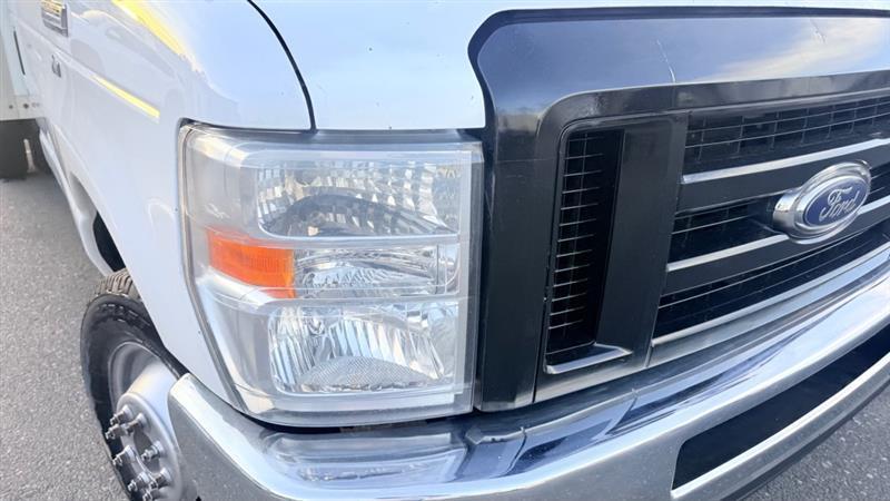 Ford Econoline E350 2019