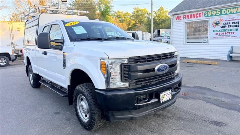 Ford F-250 SD XL SuperCab 4WD 2017